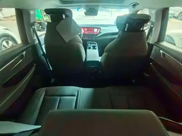 Buick E5 — Фото автомобиля 13