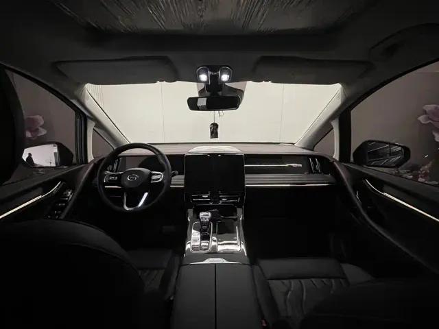 GAC Trumpchi M8 — Фото автомобиля 12