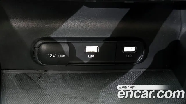 Kia K5 K5 3 поколение 2.0 LPI(Для проката) — Фото автомобиля 28
