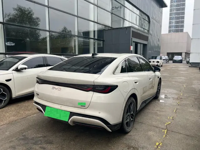 BYD Seal 06 — Фото автомобиля 9