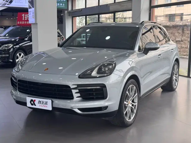Фотография автомобиля — Porsche Cayenne