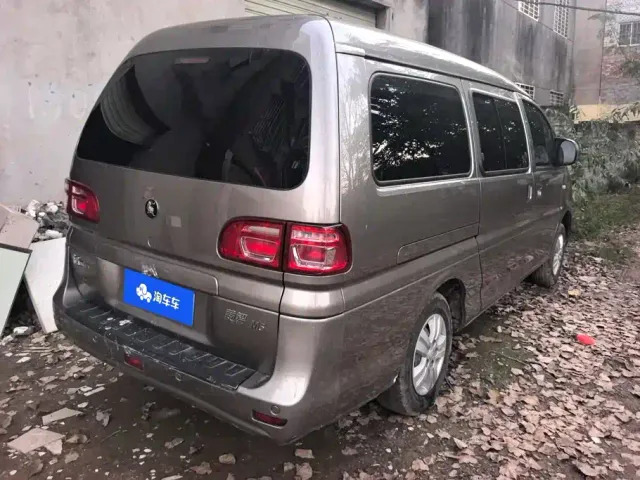 Forthing Lingzhi — Фото автомобиля 3