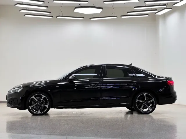 Audi A4L — Фото автомобиля 4