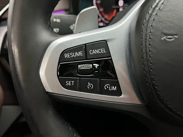 BMW 5 Series — Фото автомобиля 23