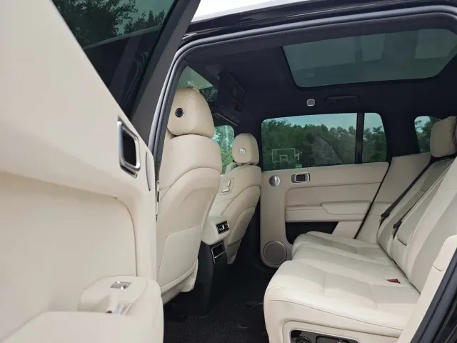 Li Auto L7 — Фото автомобиля 5