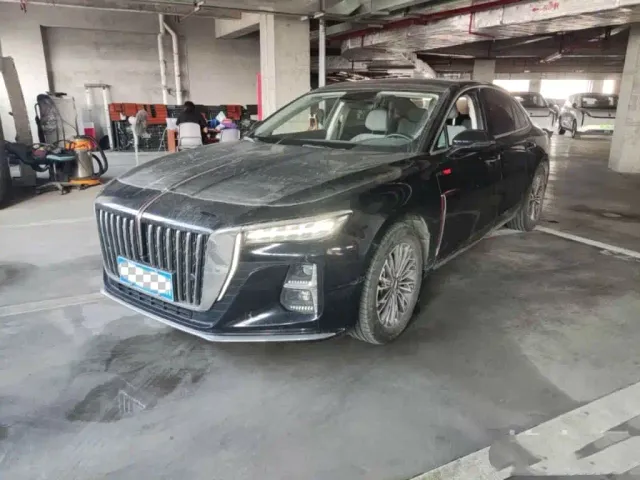 Фотография автомобиля — Hongqi H5