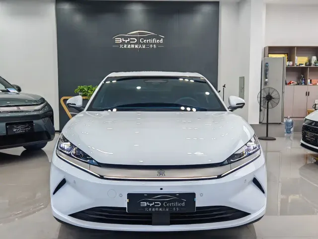 BYD Qin L — Фото автомобиля 4