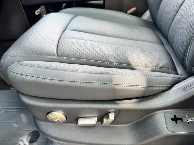 BYD FangChengBao Titanium 7 — Фото автомобиля 15