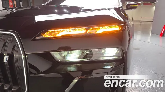 BMW i7 xDrive 60 M Sport — Фото автомобиля 22