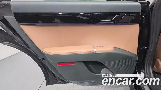 Hyundai Grandeur GN7 — Фото автомобиля 14