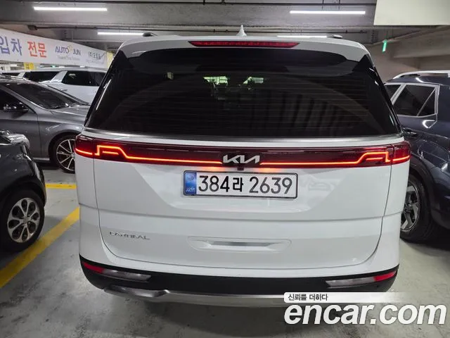 Kia Carnival Generation 4 — Фото автомобиля 20
