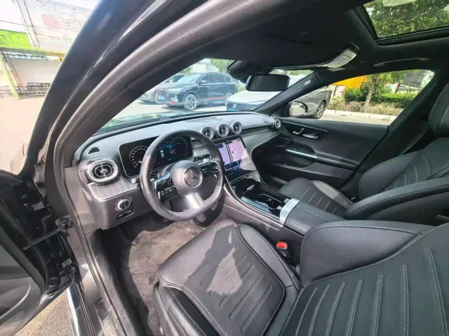 Mercedes-Benz C-Class — Фото автомобиля 3