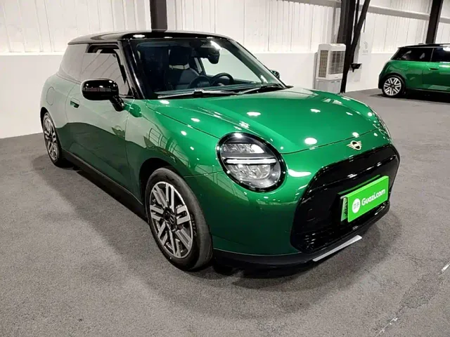MINI Cooper — Фото автомобиля 3