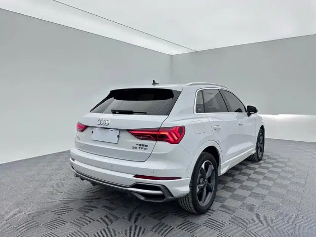 Audi Q3 — Фото автомобиля 6