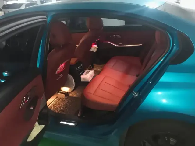 BMW 3 Series — Фото автомобиля 11