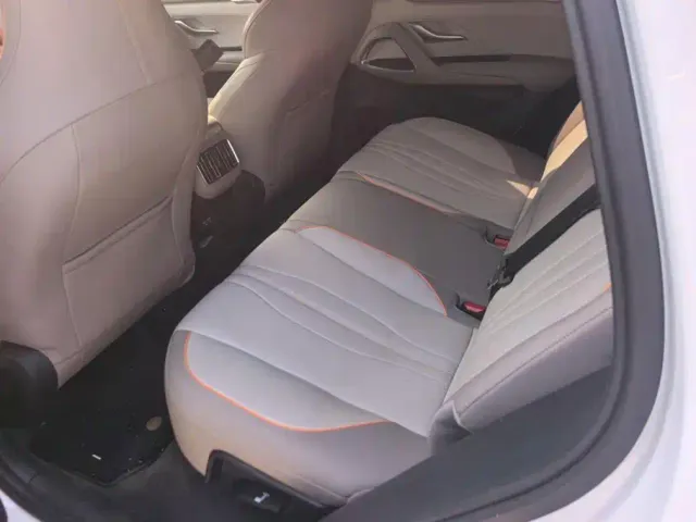 BYD Song Pro — Фото автомобиля 11