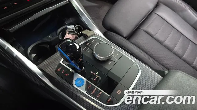 BMW i4 — Фото автомобиля 12