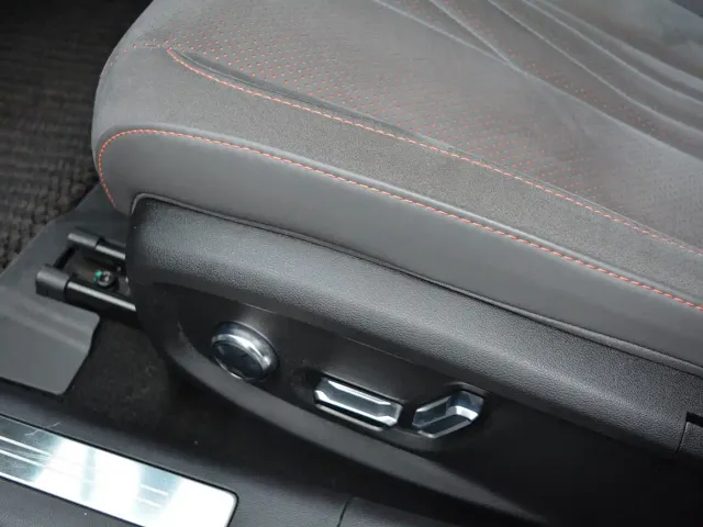 Geely Galaxy E8 — Фото автомобиля 5
