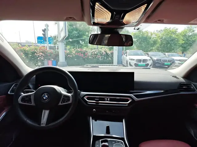 BMW i3 — Фото автомобиля 14