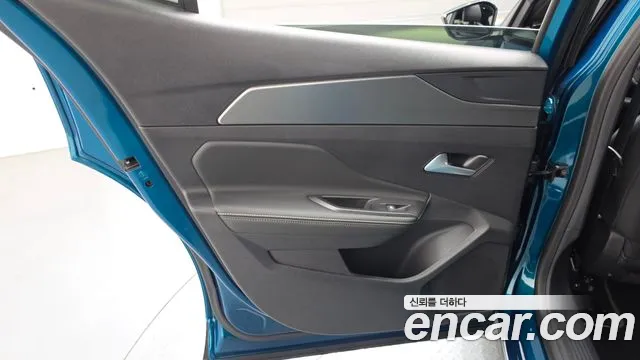 Peugeot 408 — Фото автомобиля 24