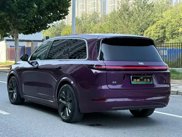 Li Auto L9 — Фото автомобиля 20