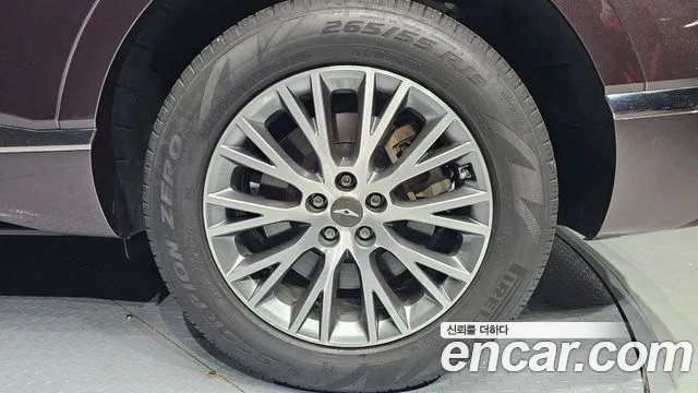 Genesis GV80 2.5T Бензин 2WD — Фото автомобиля 16