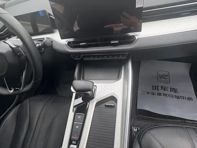 Geely Xing Rui 2025 Oriental Glory 1.5TD Splendid Edition — Фото автомобиля 8
