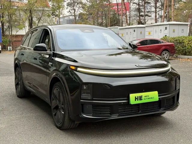 Li Auto L7 — Фото автомобиля 3
