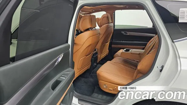 Genesis GV80 2.5T Бензин 2WD — Фото автомобиля 12