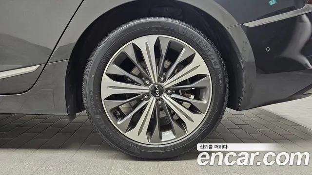 Kia K8 K8 Hybrid — Фото автомобиля 20