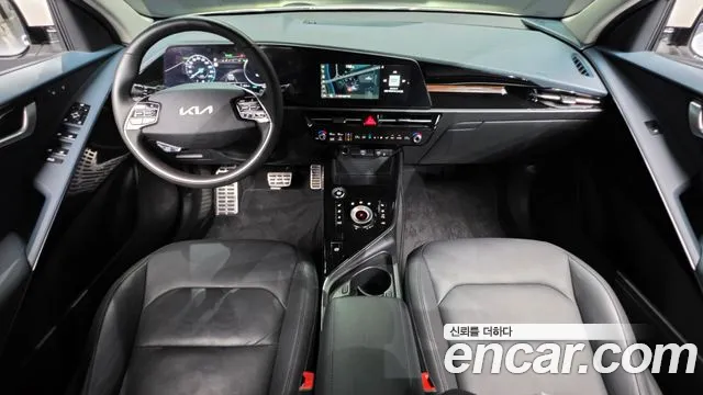 Kia Niro The All New Niro Signature — Фото автомобиля 5