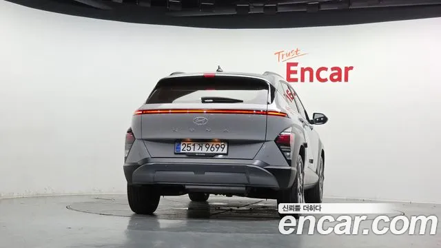 Hyundai Kona SX2 — Фото автомобиля 4