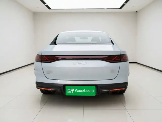 BYD Qin L — Фото автомобиля 3