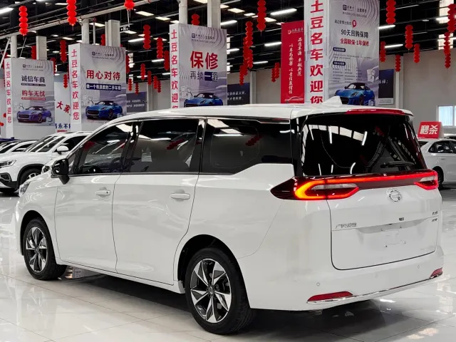 GAC Trumpchi M6 — Фото автомобиля 6