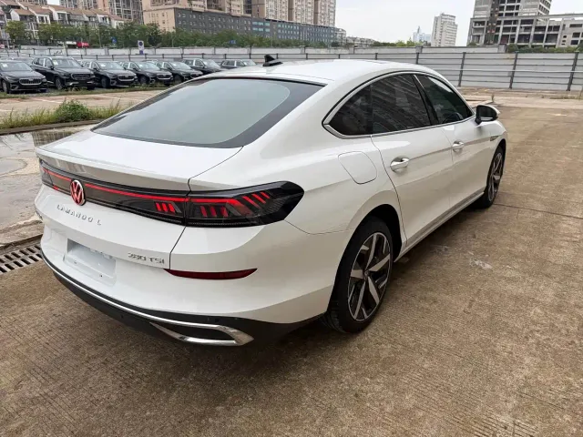 Volkswagen Lamando — Фото автомобиля 9