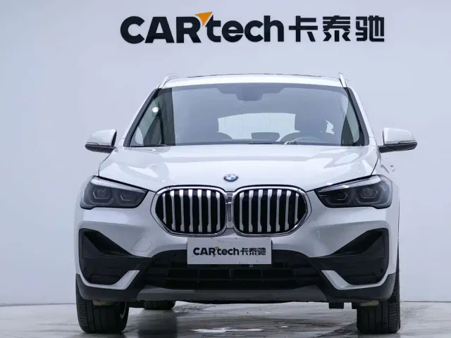 BMW X1 — Фото автомобиля 4