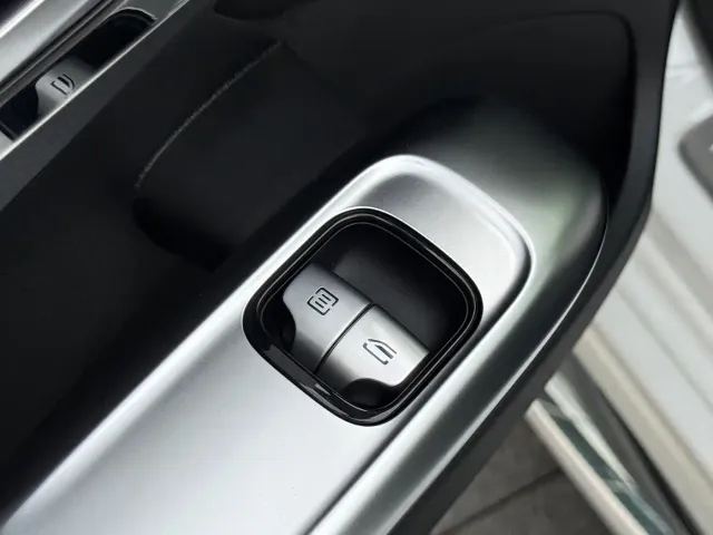 Mercedes-Benz C-Class — Фото автомобиля 18