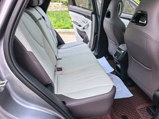 BYD Song PLUS — Фото автомобиля 9