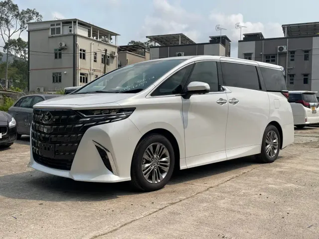 Фотография автомобиля — Toyota Alphard