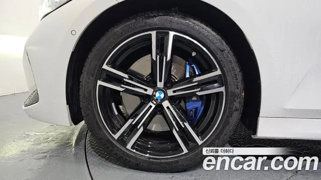 BMW 3-Series 3 серия (G20) 320i M Sport — Фото автомобиля 5