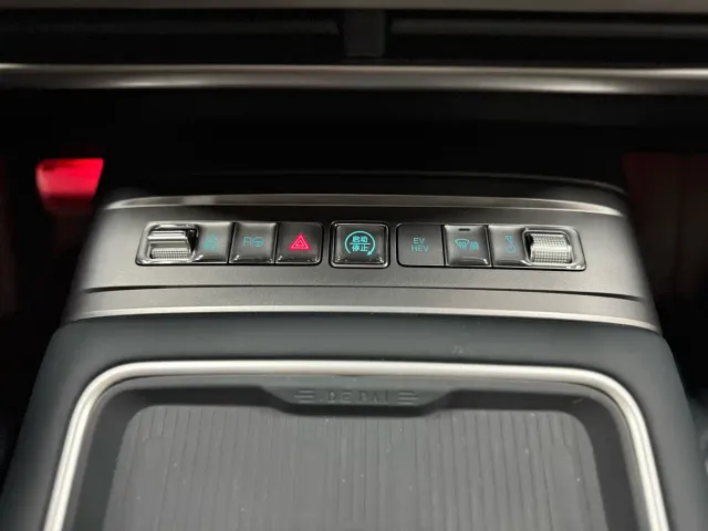 BYD FangChengBao Titanium 7 — Фото автомобиля 15