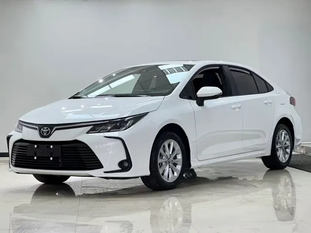 Фотография автомобиля — Toyota Corolla