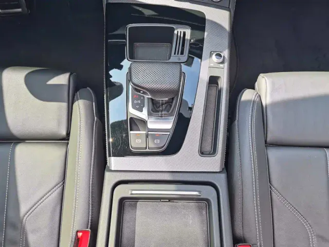 Audi Q5L — Фото автомобиля 16