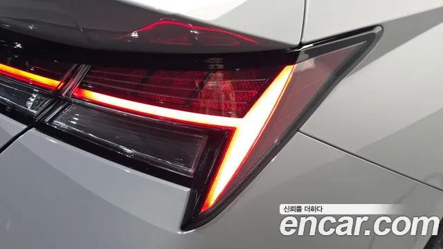 Hyundai Avante CN7 — Фото автомобиля 8