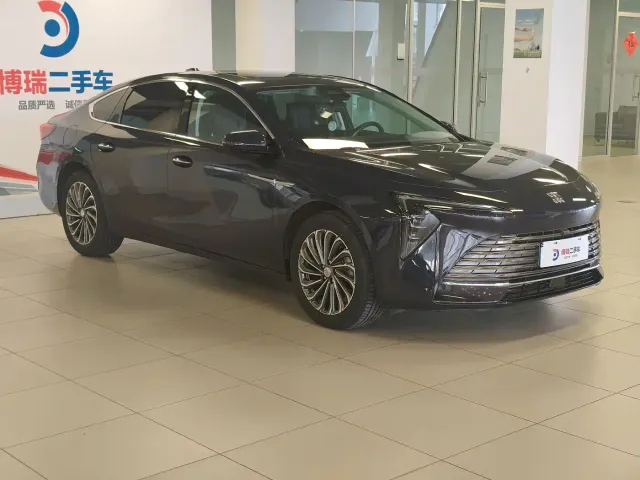 Buick LaCrosse — Фото автомобиля 3