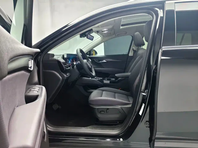 Buick Envision Plus — Фото автомобиля 16