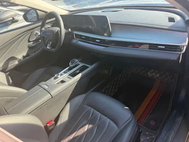 Chery Arrizo 8 — Фото автомобиля 8