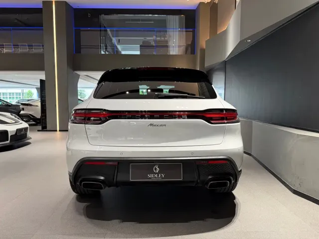 Porsche Macan — Фото автомобиля 5