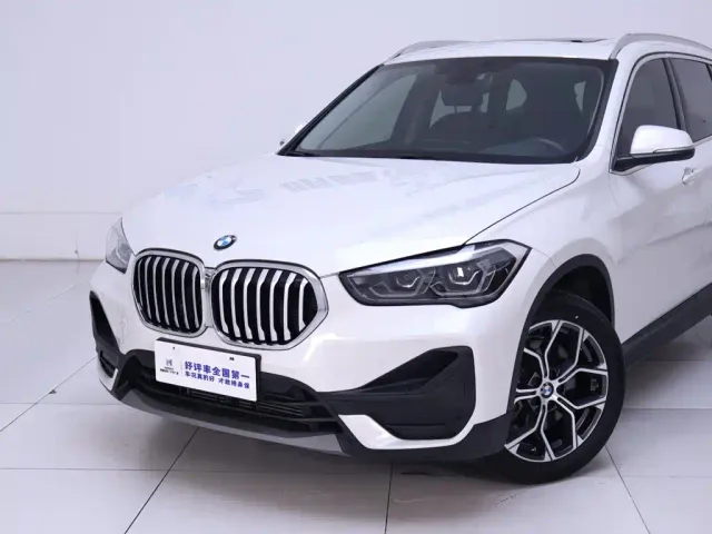 BMW X1 — Фото автомобиля 3