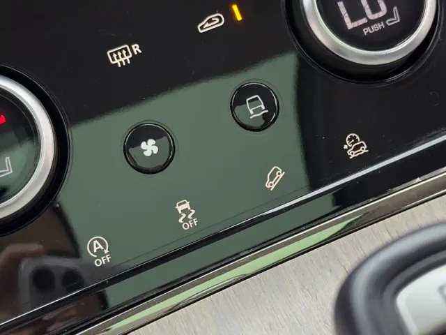 Land Rover Range Rover Evoque — Фото автомобиля 17